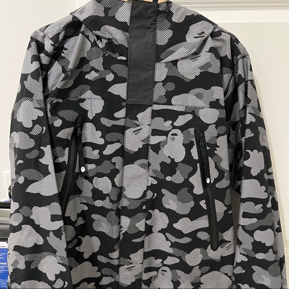 bape reflective jacket m size - Picture 2 of 2